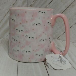 NWT Bella Pink Kitty Hearts Mug